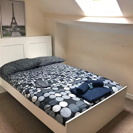 Fitzwilliam Street 3*